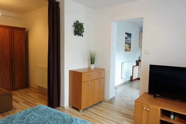 Apartament z Prywatnym Ogrodem - Image 3